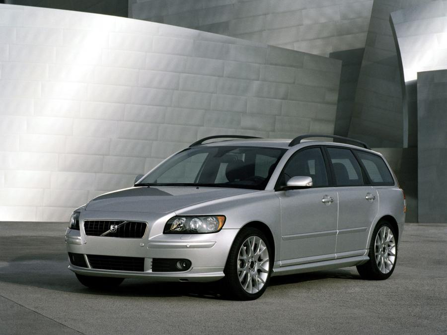  Volvo V50 T5 2005 года  (фото 10 из 13)